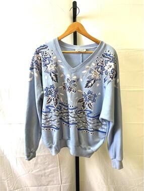 rafael XL  Light Blue Floral Pattern V-Neck Sweater Sweatshirt